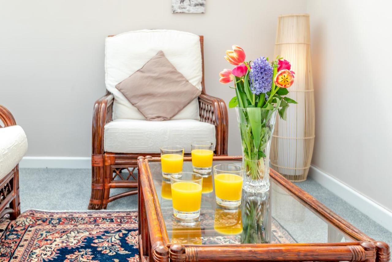 Elvington Cottage - Family-Friendly Cheerful House At The Heart Of The Cotswolds Bourton-on-the-Water Dış mekan fotoğraf